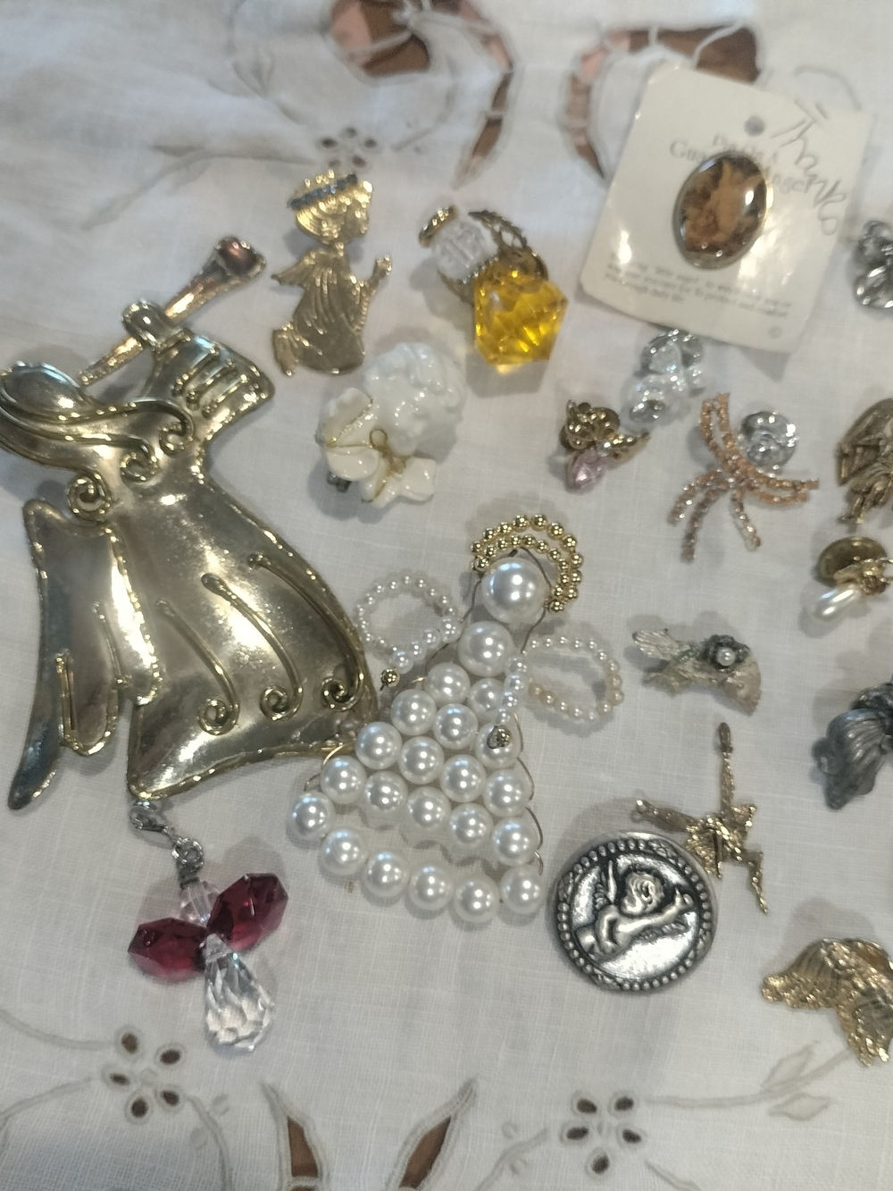 Angel-Cherub,Pendant Pins Brooch - Pearl Brass Crystal Assortment